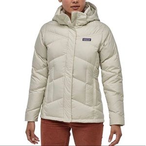 Patagonia Women’s Down With It Jacket White Small